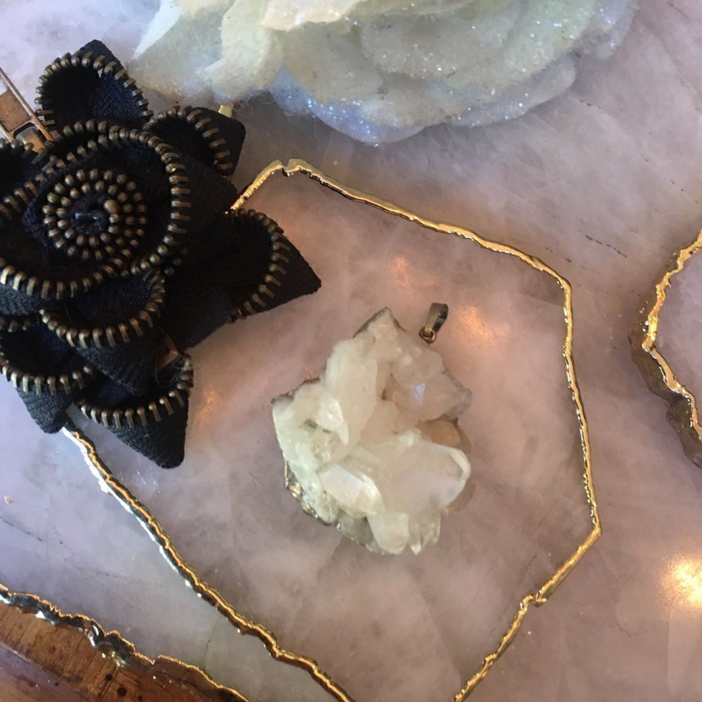 WHITE PENDANT!  
